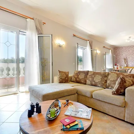 Вилла Tranquil Corfu 3 Bedrooms Chrinos Gated Pool