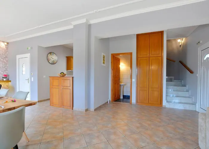 Vila Tranquil Corfu 3 Bedrooms Chrinos Gated Pool *